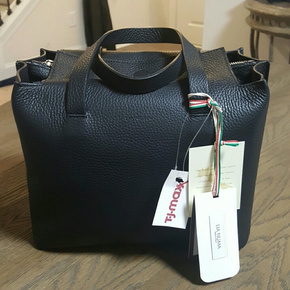 lia numa bag price